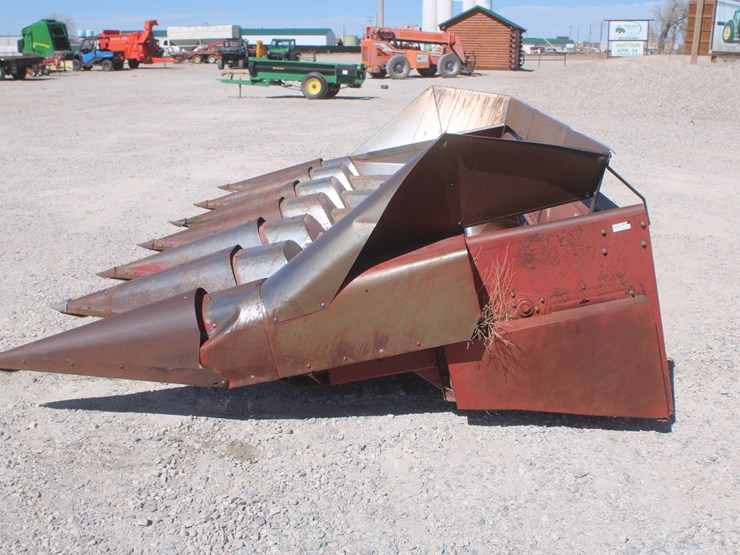 case-ih-1063-image-1