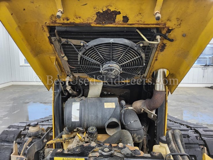 deere-ct332-image-36