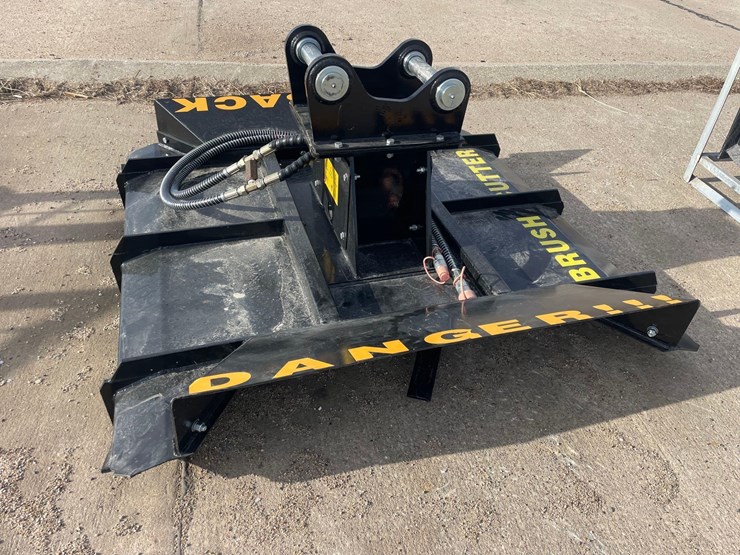 heavy-duty-52”-excavator-attachment-whirly-mower-image-3