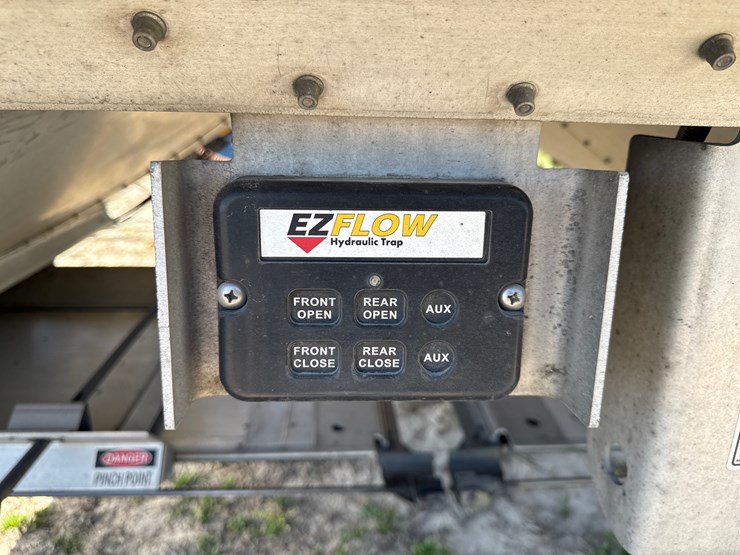 timpte-hopper-bottom-image-25