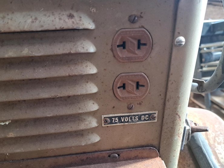 #136-•-hobart-welder-image-10