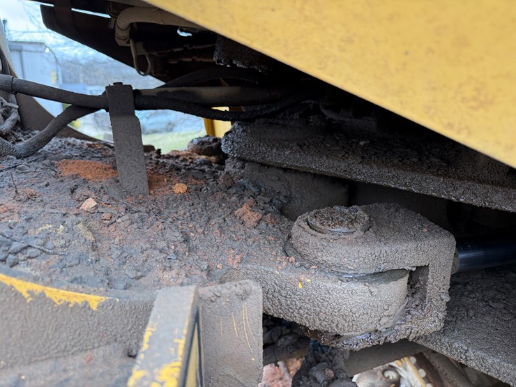 2005-caterpillar-930g-image-47