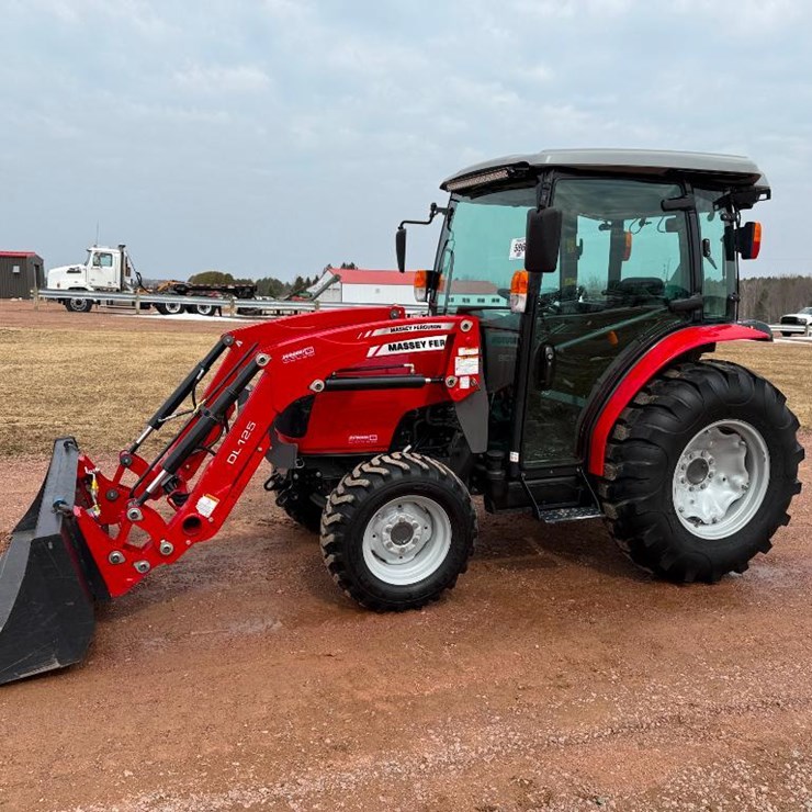 MASSEY-FERGUSON 1736