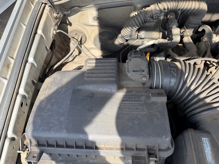 2004-toyota-4-runner-image-46