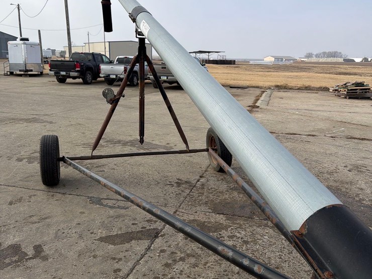 8”-x-35ft-manure-unload-stand-image-4