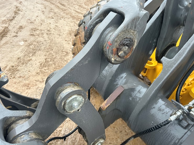 2019-volvo-l90h-image-15