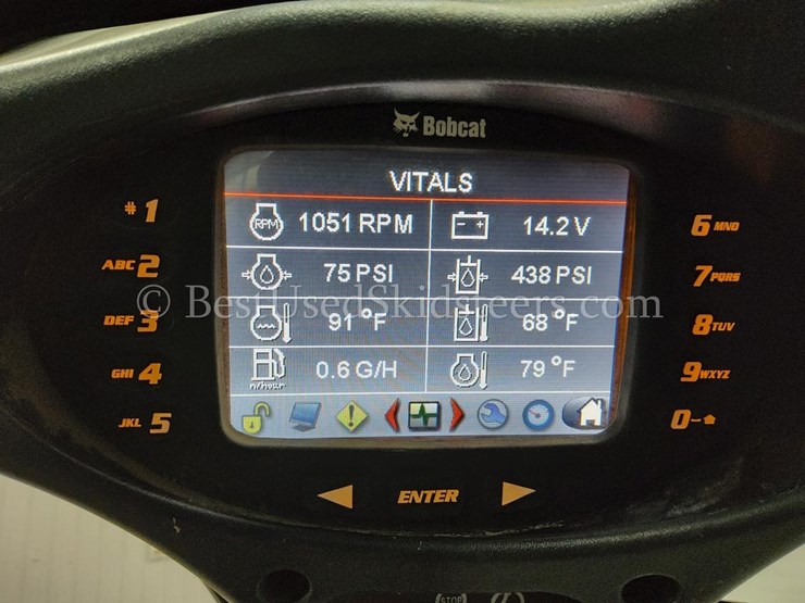 2020-bobcat-t770-image-30