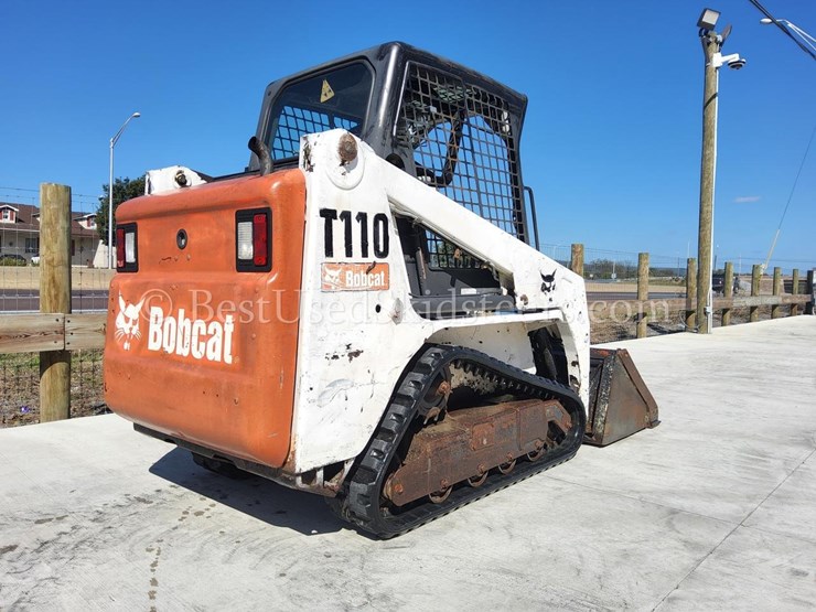 2013-bobcat-t110-image-5