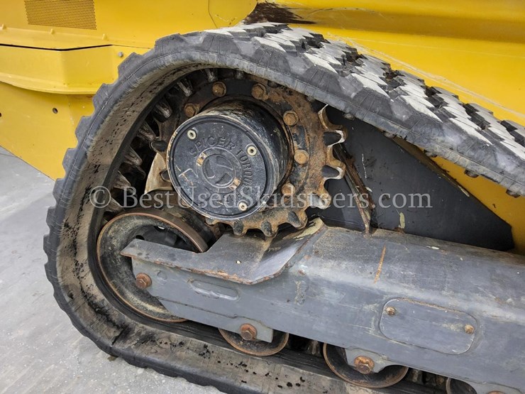 2023-deere-325g-image-16