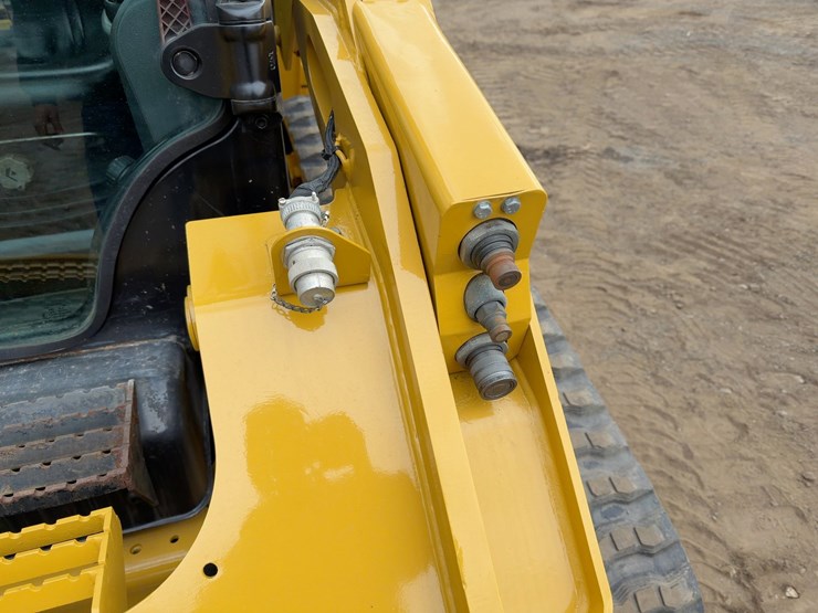 2016-caterpillar-279d-image-10