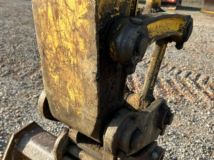 2017-komatsu-pc88mr-10-image-18