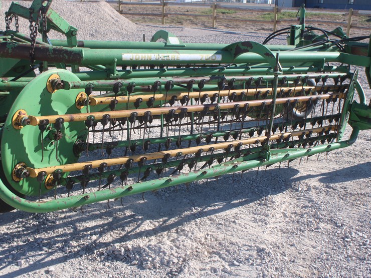 john-deere-700-image-14