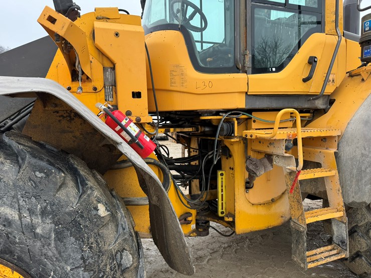 2007-volvo-l120f-image-10