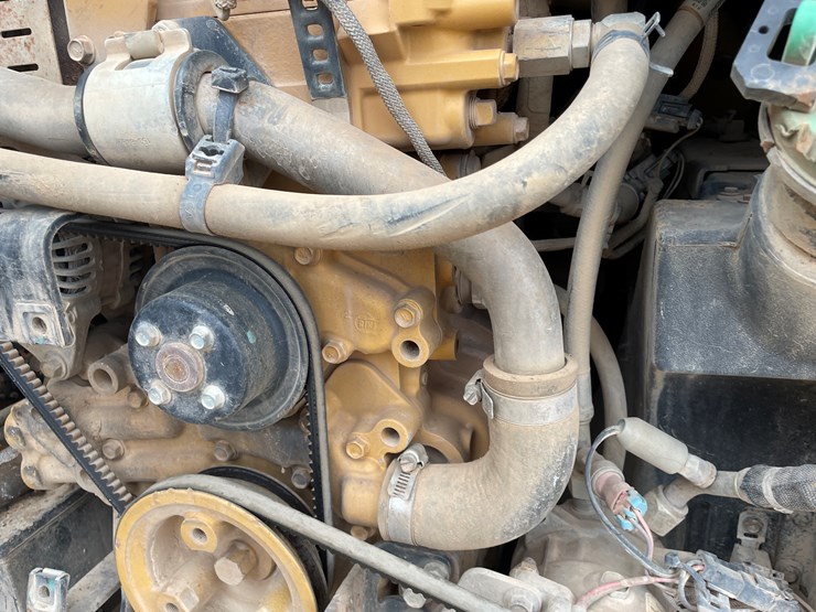 2017-caterpillar-259d-image-31