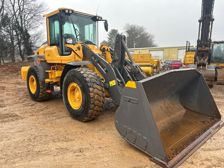 2019-volvo-l90h-image-7