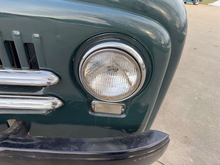 1951-international-l-112-image-49