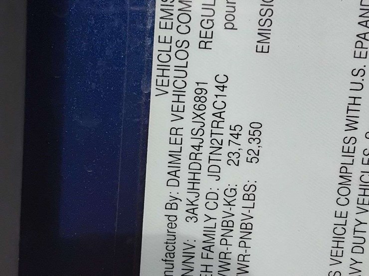 2018-freightliner-cascadia-126-image-7