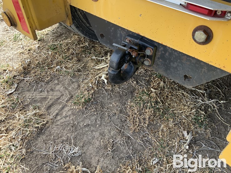 2006-freightliner-columbia-120-image-14