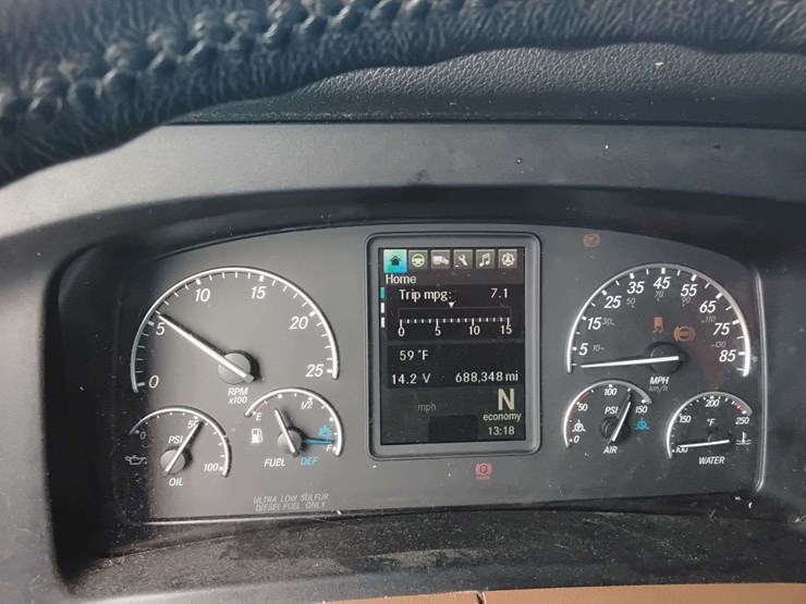 2019-freightliner-cascadia-pt126sl-3akjhhdr0kskl2228-mileage:-688348-image-30