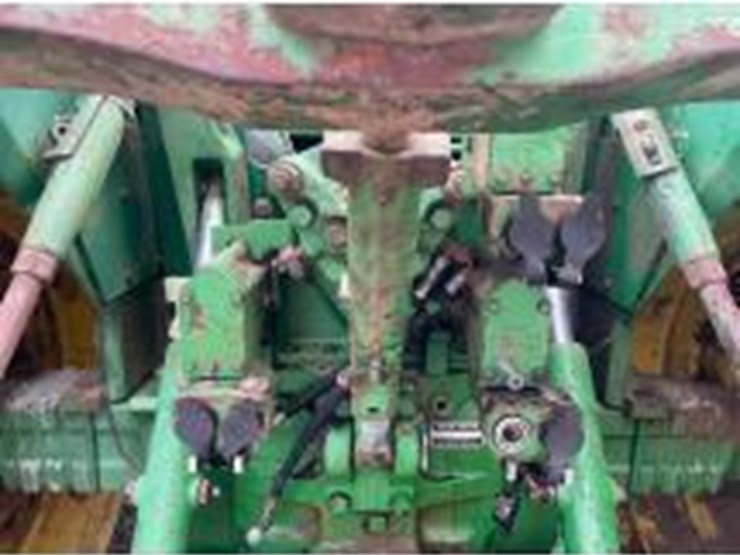 john-deere-8640-image-5