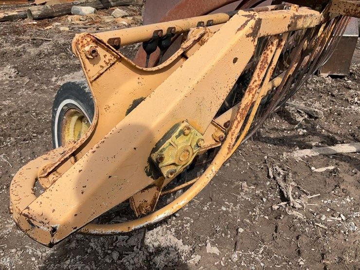 #712-•-new-holland-rollbar-rake-image-16