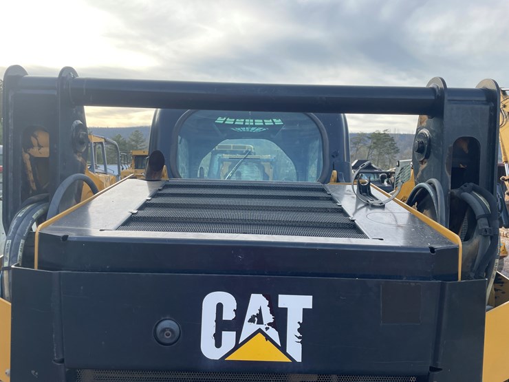 2017-caterpillar-259d-image-39