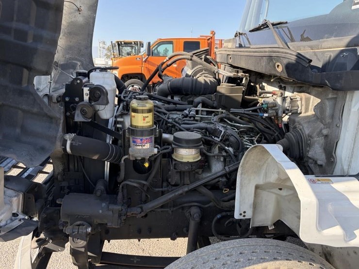 2016-hino-338-image-6