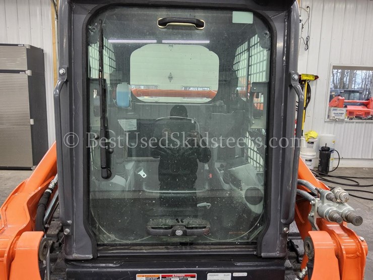 2022-kubota-svl65-2-image-29