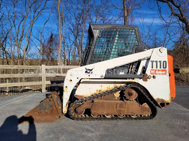 2013-bobcat-t110-image-1