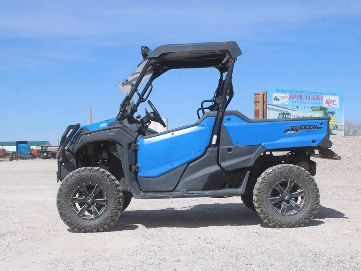 2018-pioneer-1000-image-2