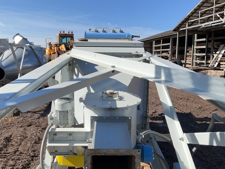 #210-•-2018-cmaxx-dust-collector-image-18