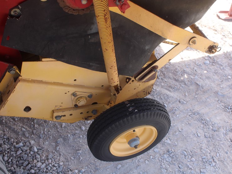 new-holland-664-image-42