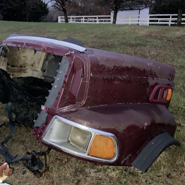 2000 Sterling Hood (used)