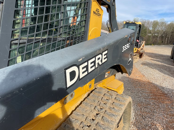 2019-deere-333g-image-21