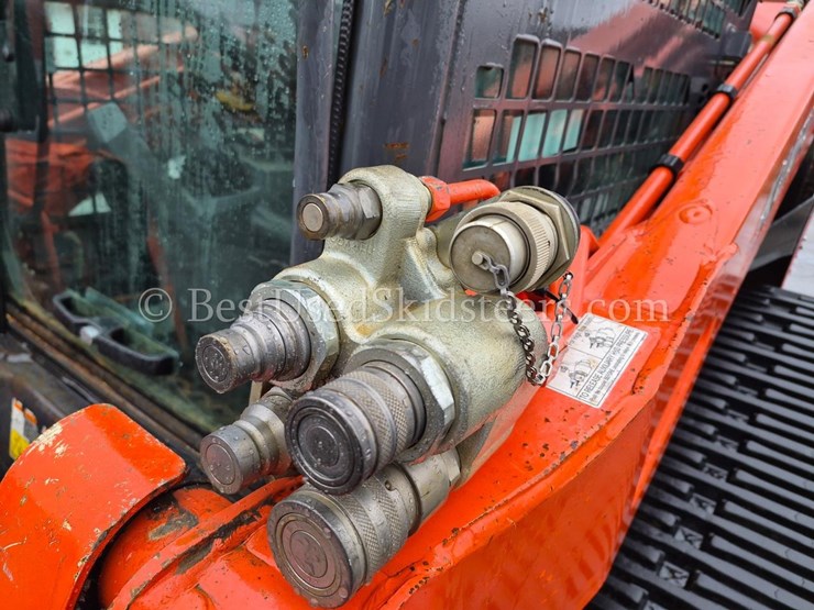 2021-kubota-svl95-2-skid-steer-loader-image-24