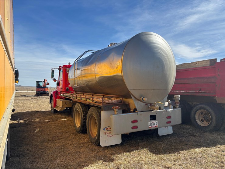 2000-international-9200i-image-8