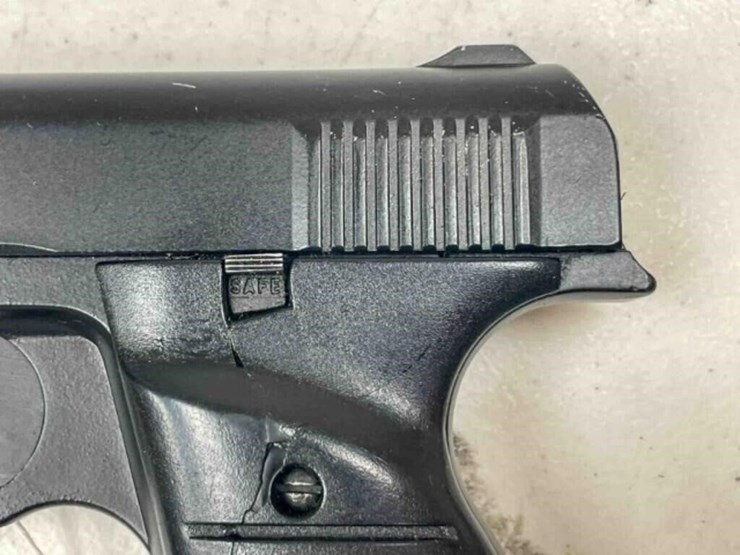 lorcin-pistol-image-2