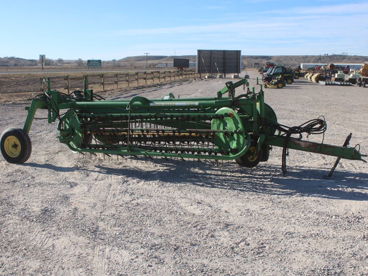 john-deere-700-image-6