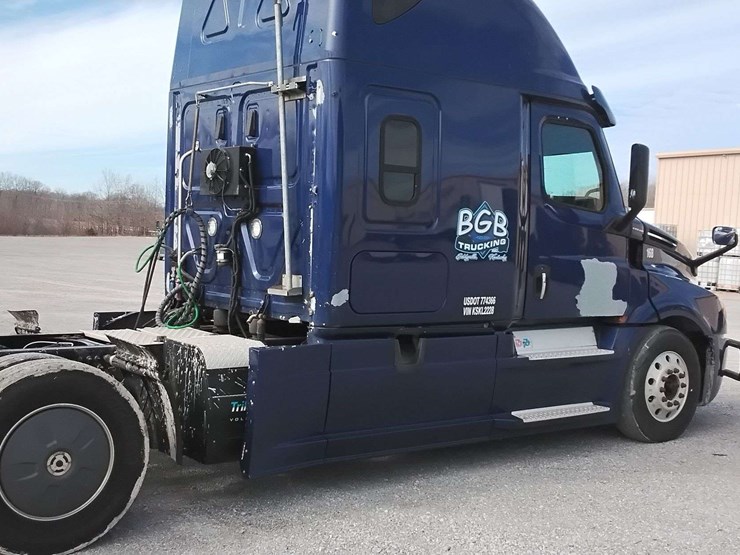 2019-freightliner-cascadia-pt126sl-3akjhhdr0kskl2228-mileage:-688348-image-9