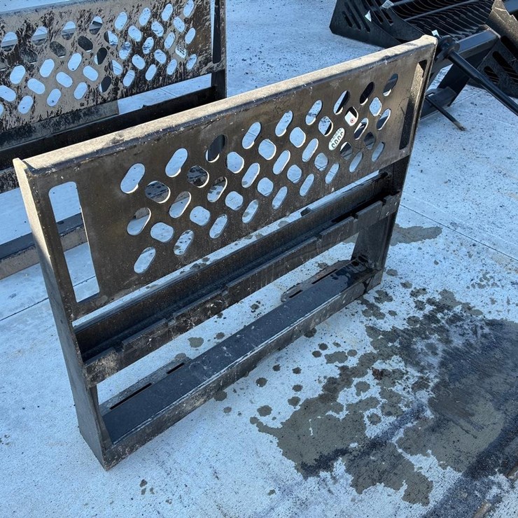 Wildcat Skid Steer Forks Frame and Mounting Back Plate