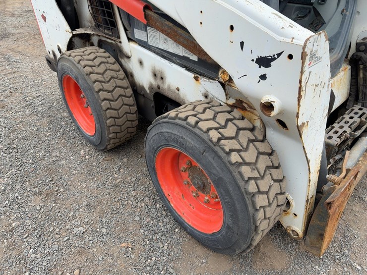 2019-bobcat-s570-image-10