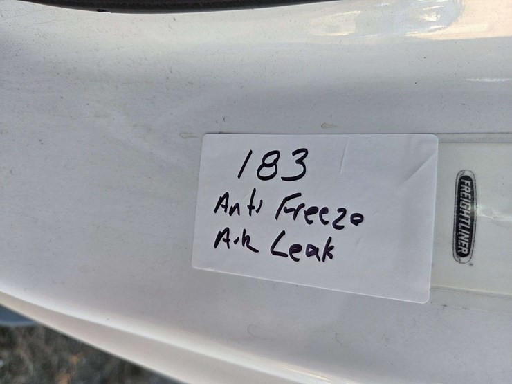 2019-freightliner-cascadia-3akjhhdr0kskr5281-mileage:-image-21