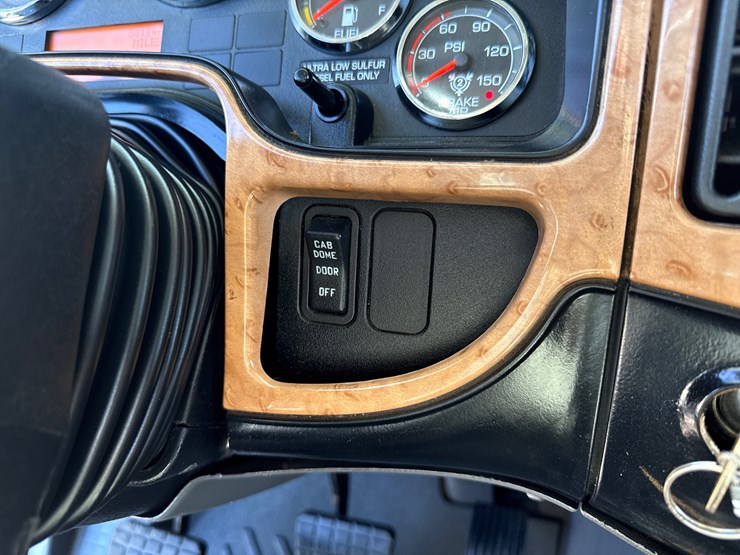 2011-international-prostar-image-56