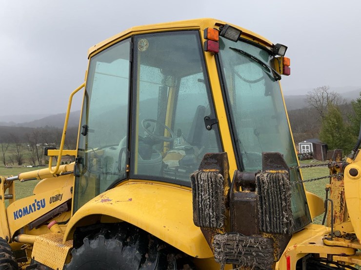 #360-•-2000-komatsu-4x4-utility-backhoe-image-51