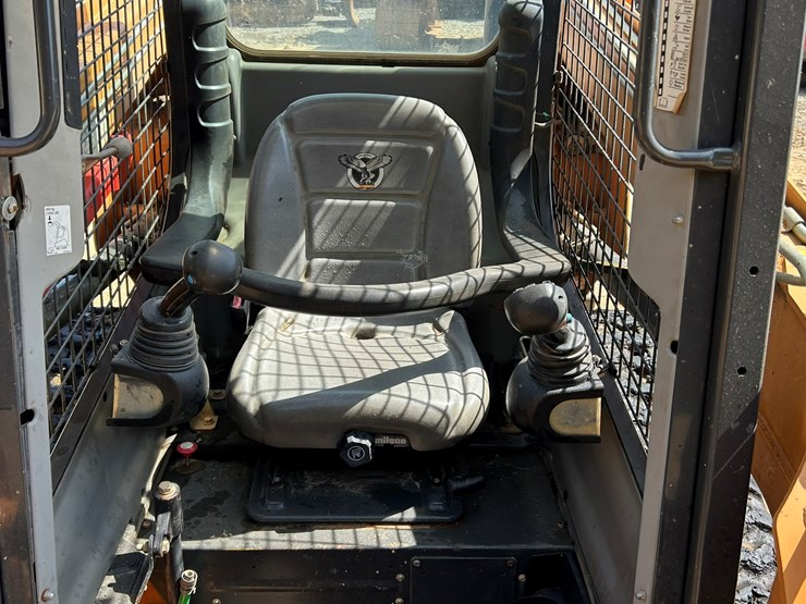 2019-case-tr270-image-39