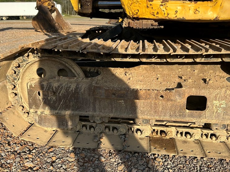 2017-komatsu-pc88mr-10-image-58