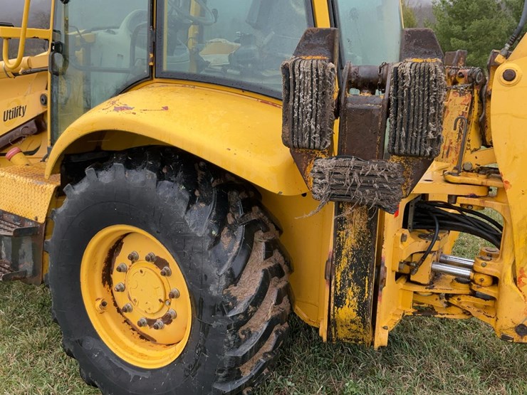 #360-•-2000-komatsu-4x4-utility-backhoe-image-50