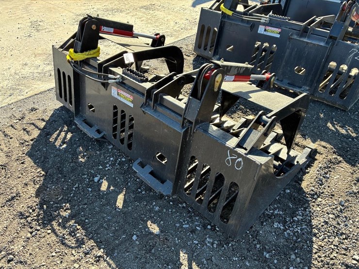 wildcat-80"-heavy-duty-skid-steer-skeleton-grapple-image-3