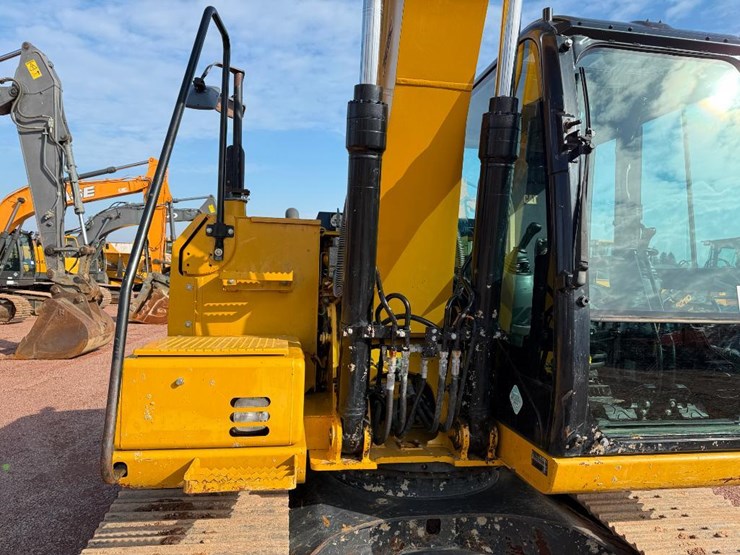 caterpillar-313fl-image-27