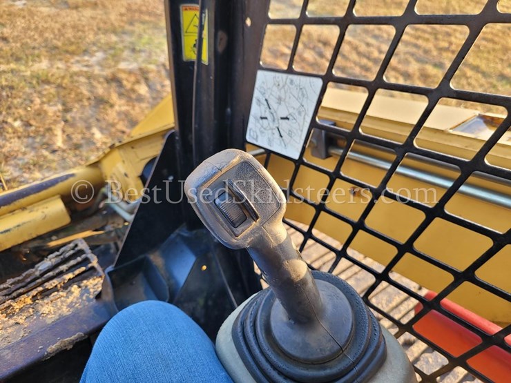 2008-caterpillar-277c-image-15